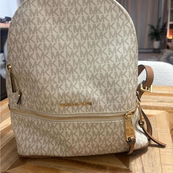 Michael Kors Signature Rhea Medium Backpack - Picture 5 of 9
